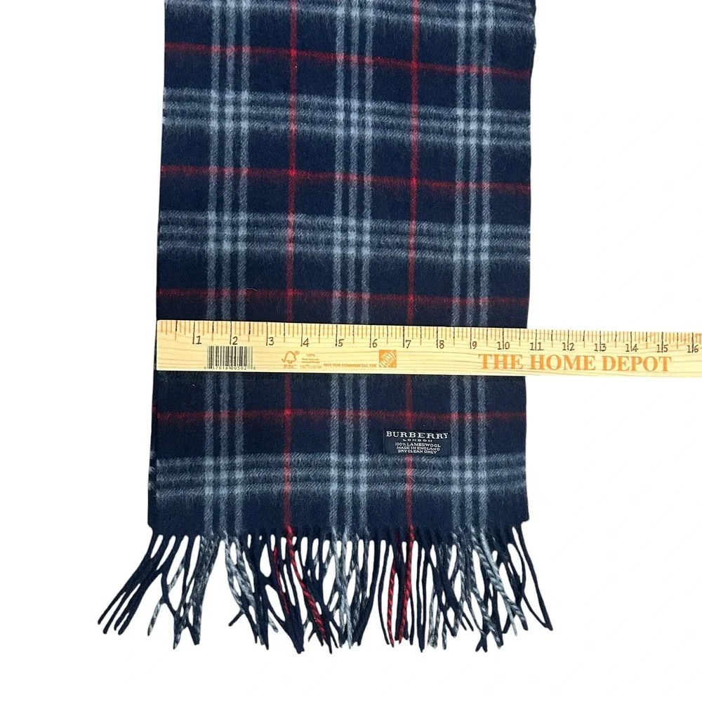 Burberry London Plaid Lambswool‎ Scarf Red Blue Grey Fringe Made in England